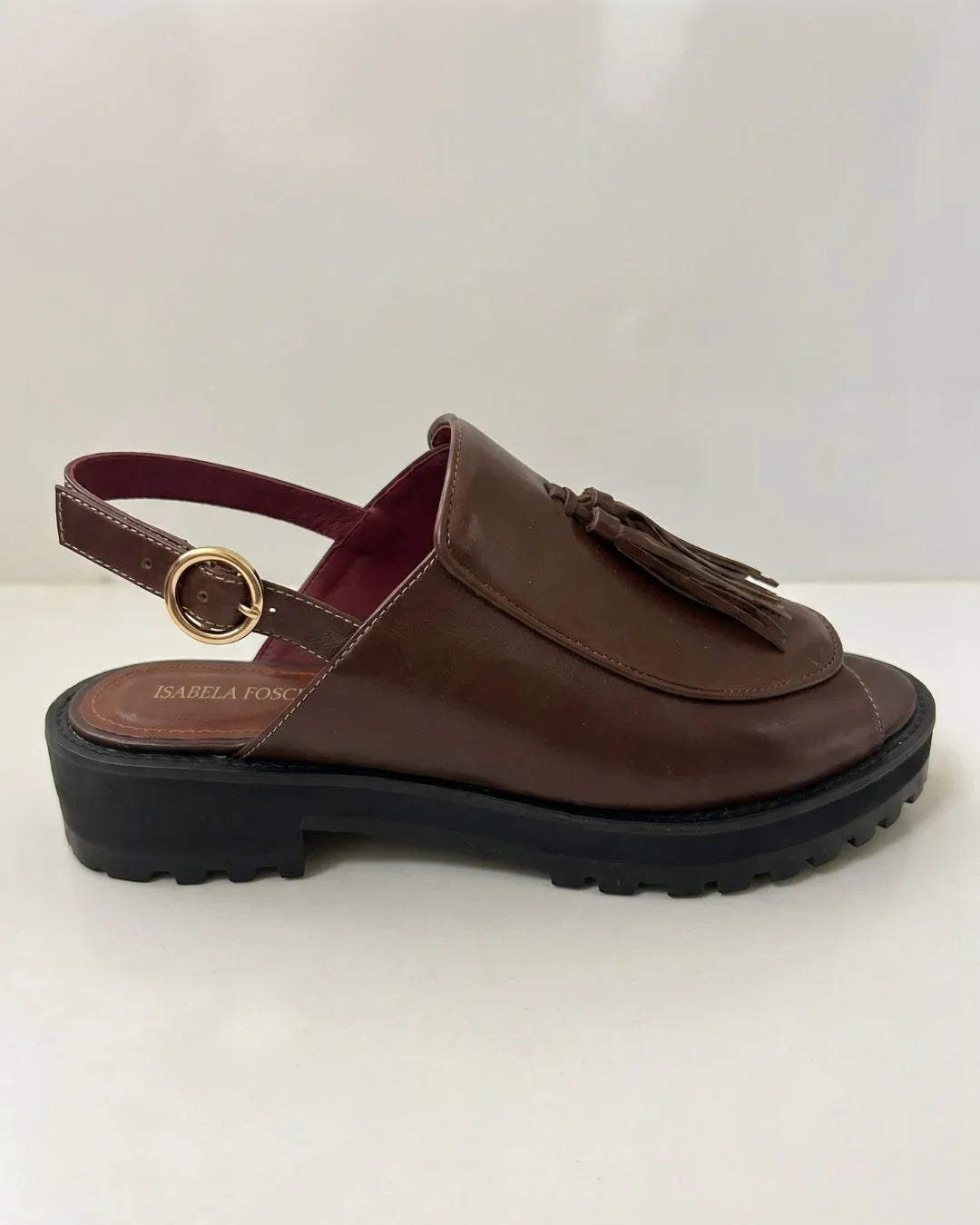 Detalhe Peep Toe e solado tratorado — SlingBack Eleonor