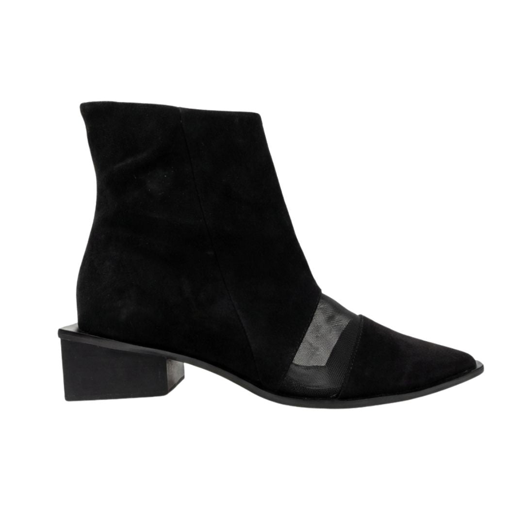 Bota Selene
